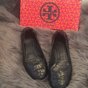 TORY BURCH - Reva Tumbled Patent Navy, Size 11